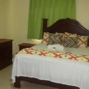 Hostel Enrique I Gazcue,